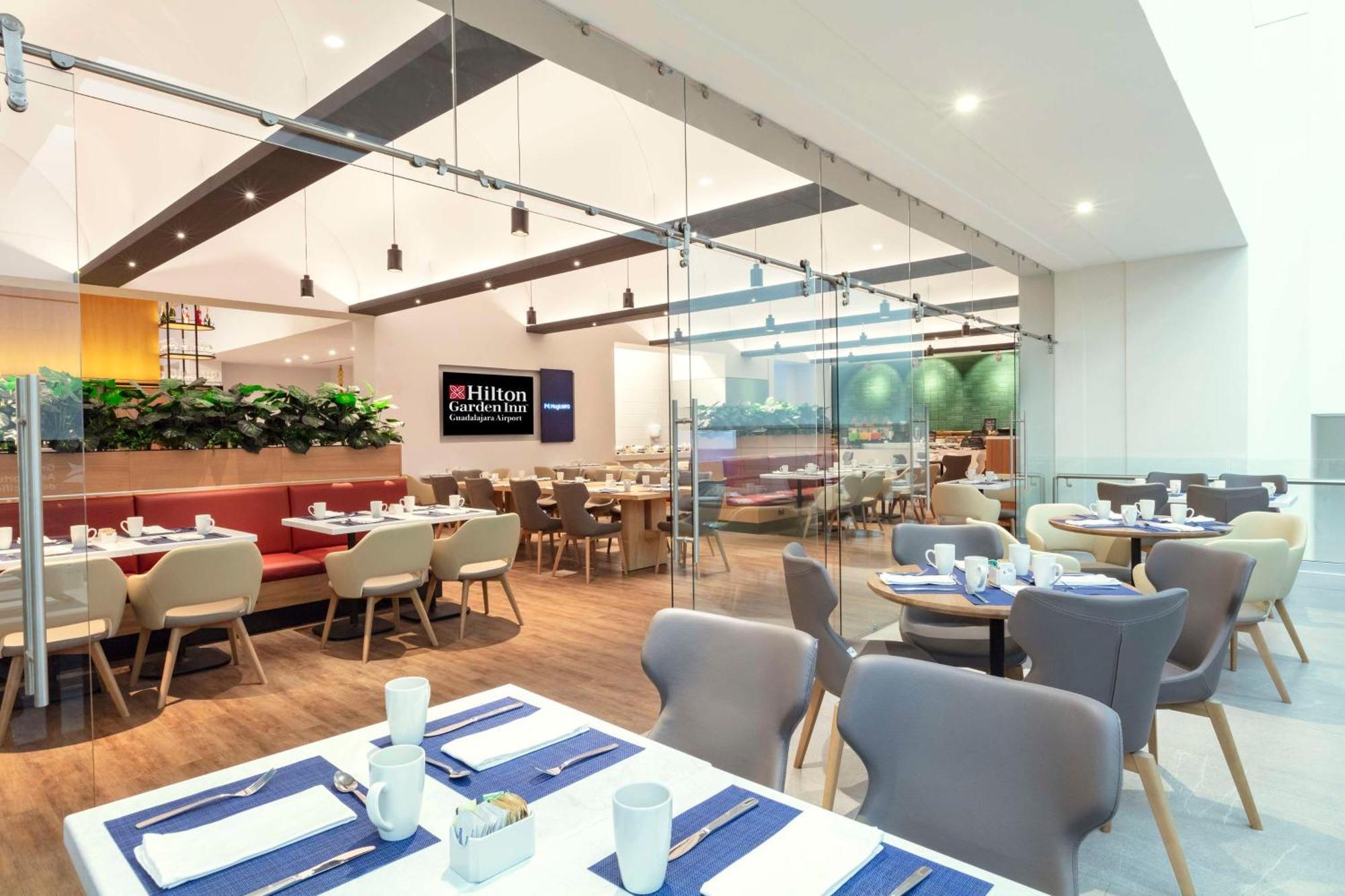 Hilton Garden Inn Guadalajara Airport El Zapote  Ngoại thất bức ảnh