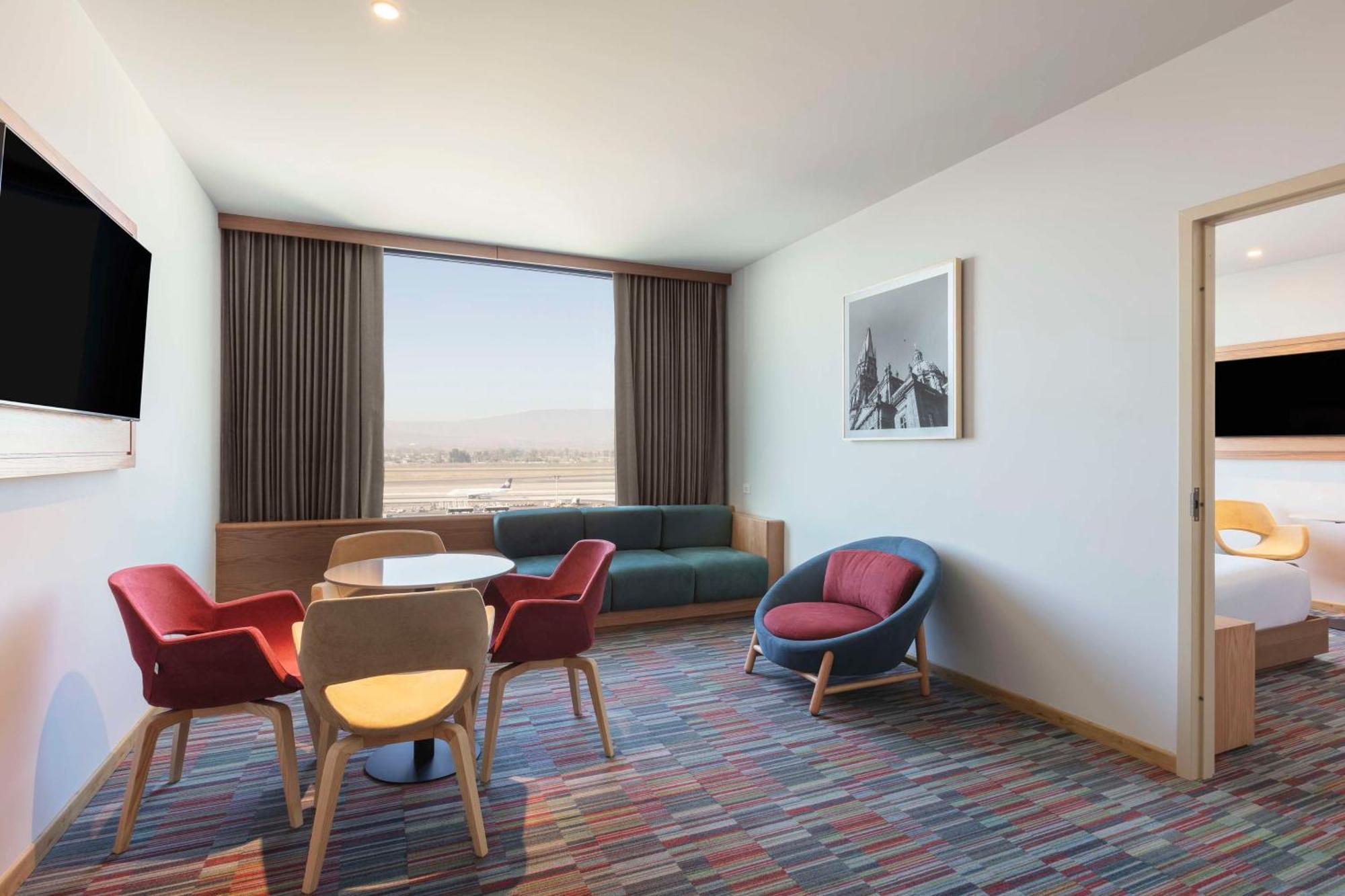 Hilton Garden Inn Guadalajara Airport El Zapote  Ngoại thất bức ảnh