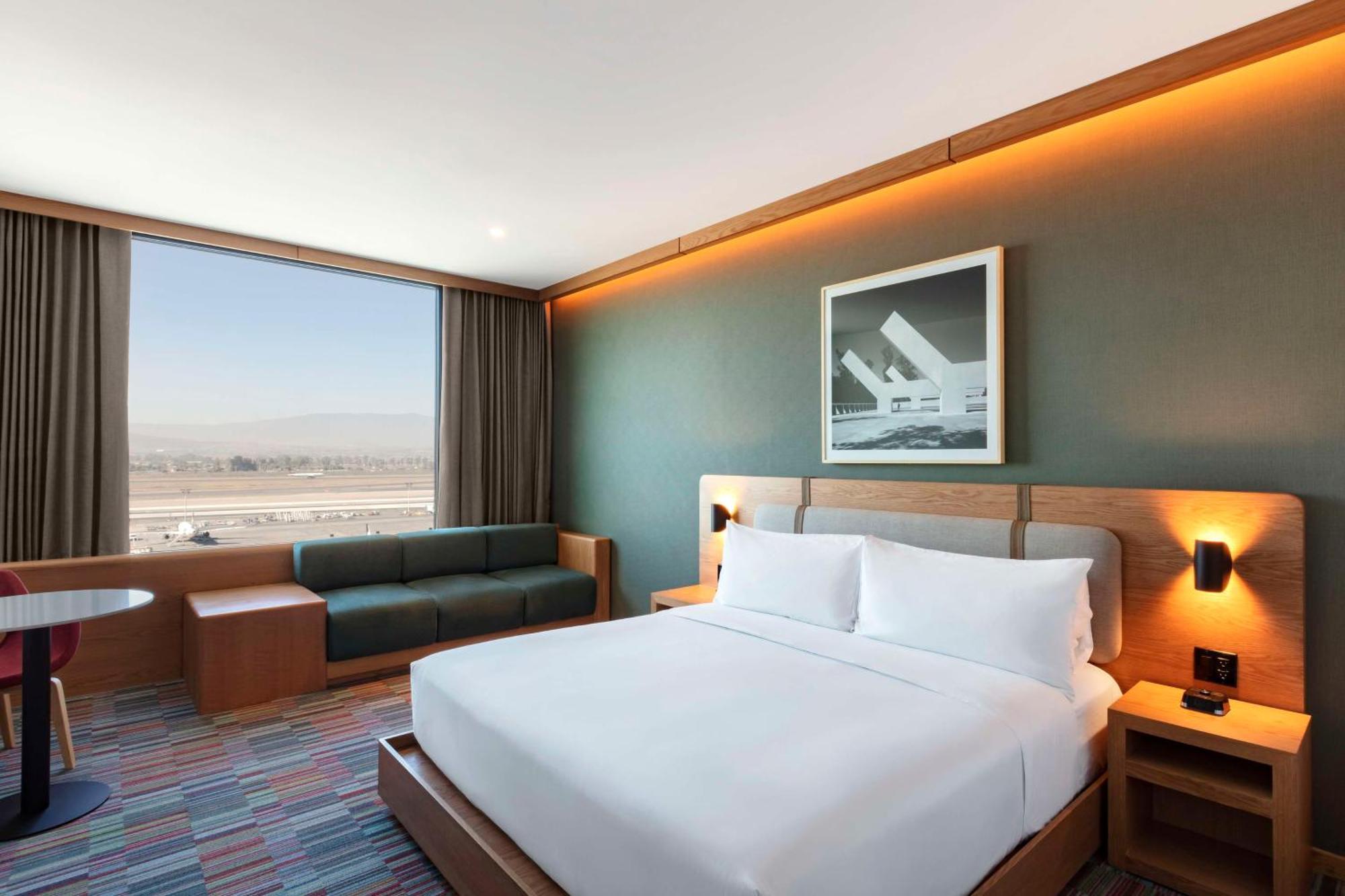 Hilton Garden Inn Guadalajara Airport El Zapote  Ngoại thất bức ảnh