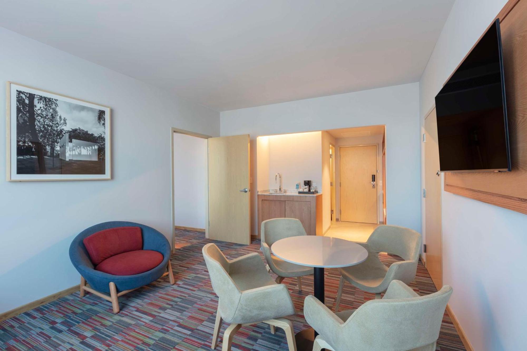 Hilton Garden Inn Guadalajara Airport El Zapote  Ngoại thất bức ảnh